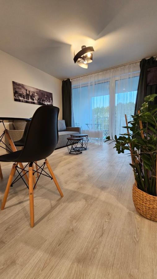 2 Room Apartment With Terrace, 2Ak Bratislava Exteriér fotografie