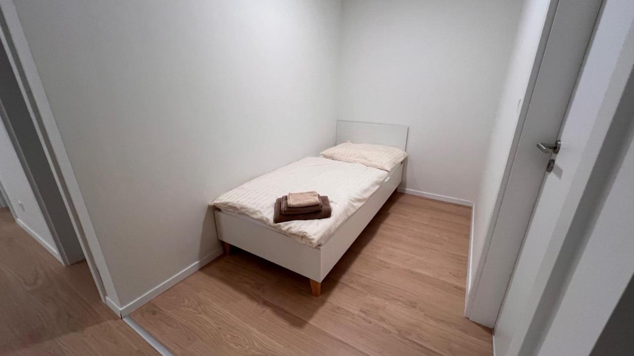 2 Room Apartment With Terrace, 2Ak Bratislava Exteriér fotografie